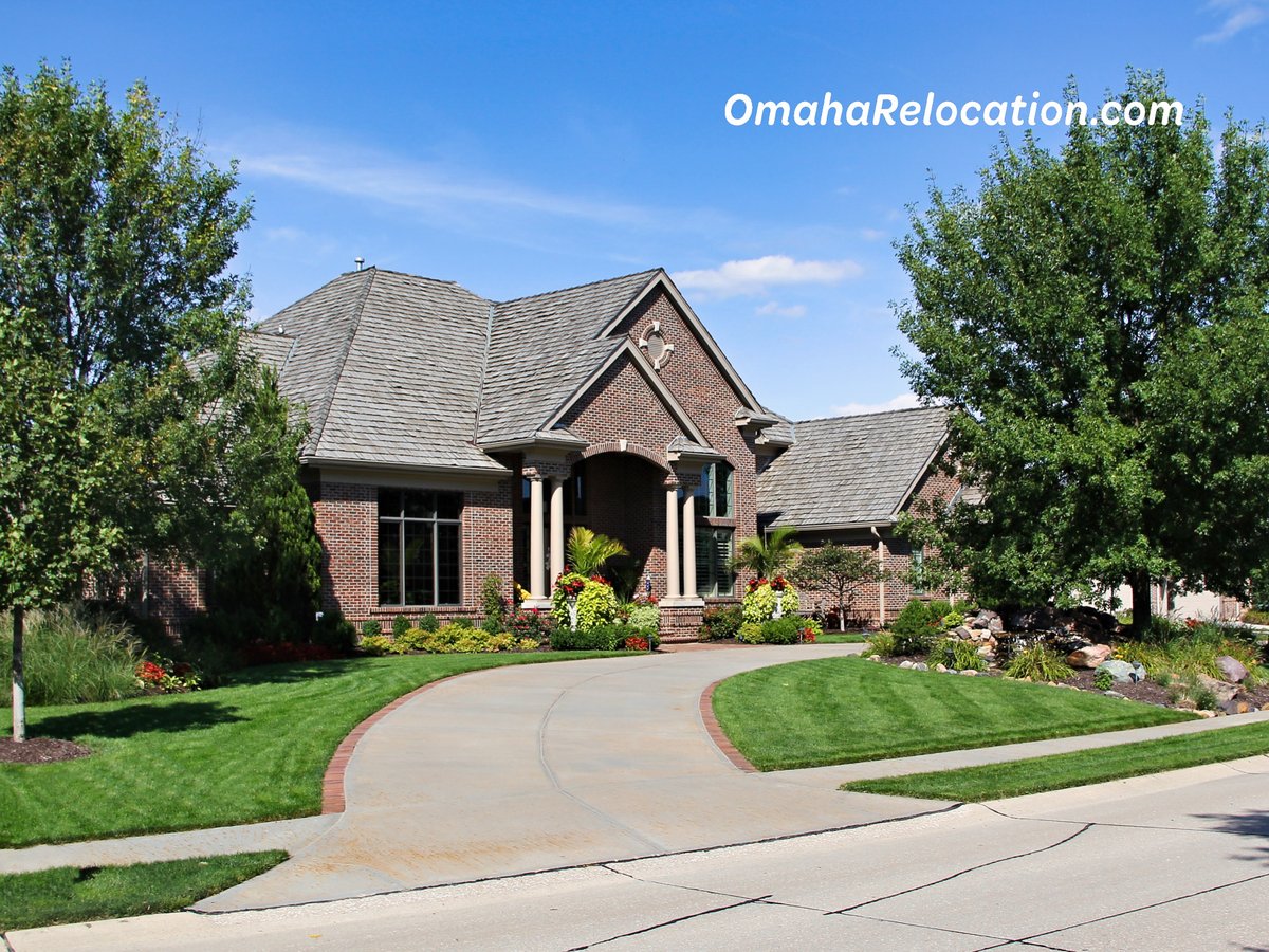 House in Linden Estates Omaha