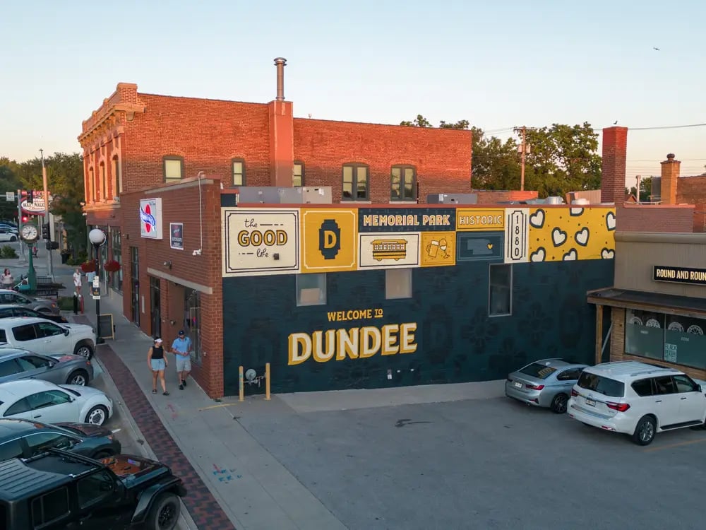 Mural on the side of Dundee Dell in Omaha, Nebraska