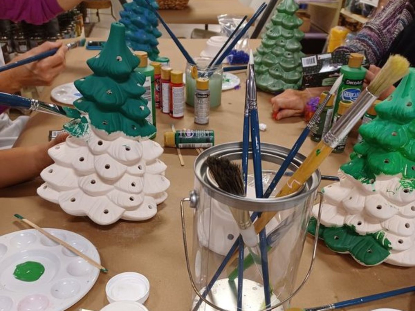 Mangelsen's Retro Ceramic Christmas Tree