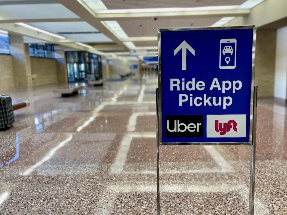 Uber / Lyft Pickup at Eppley Airfield