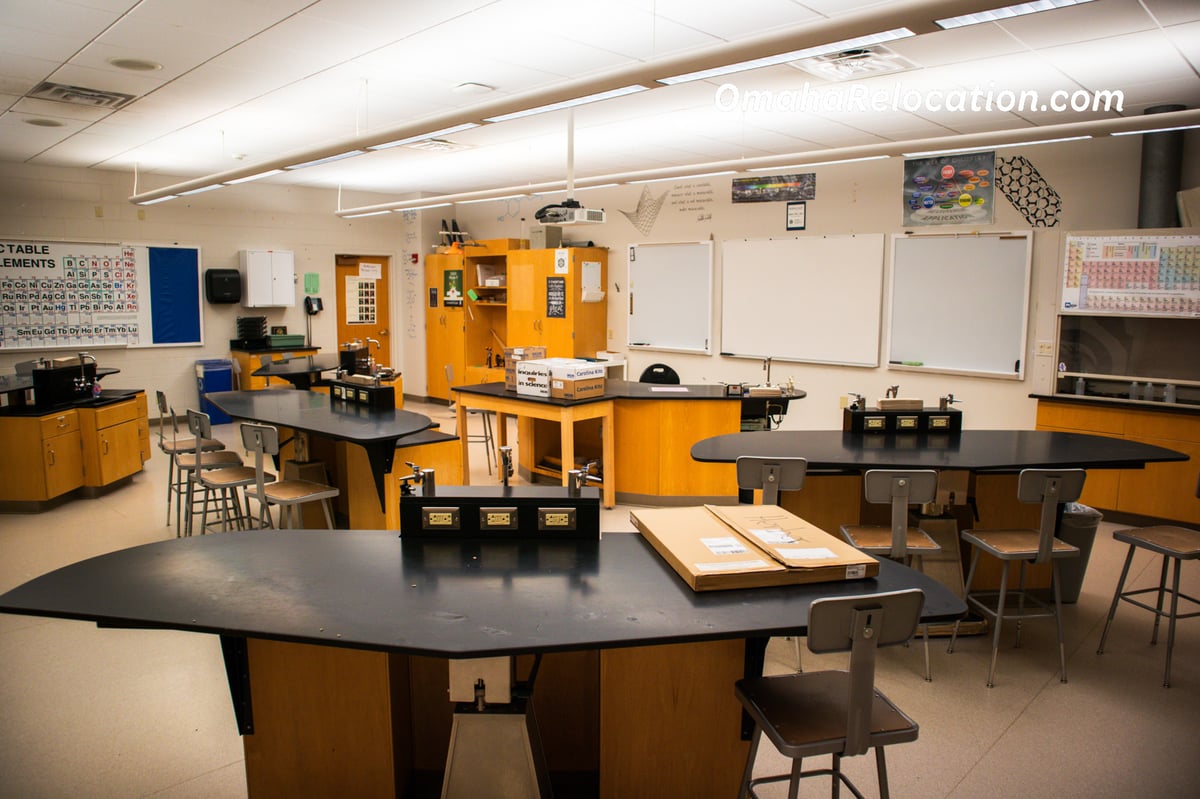 Inside a Science Classroom at Brownell Talbot School